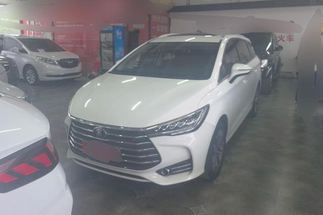 BYD Song EV 2019 года выпуска