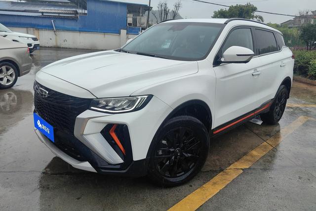 Geely Haoyue 2022 года выпуска