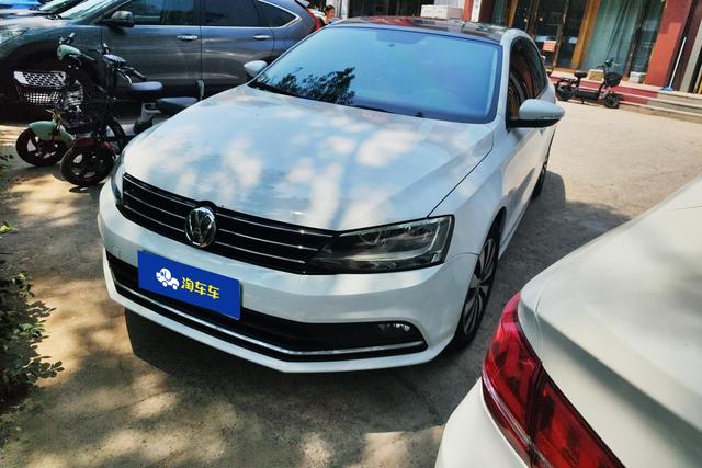 Volkswagen Jetta 2017 года выпуска