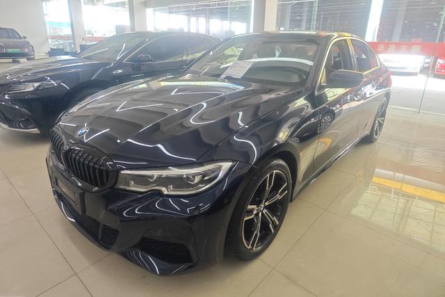 BMW 3er 2021 года выпуска