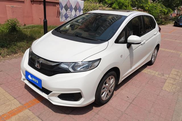 Honda Fit 2018 года выпуска