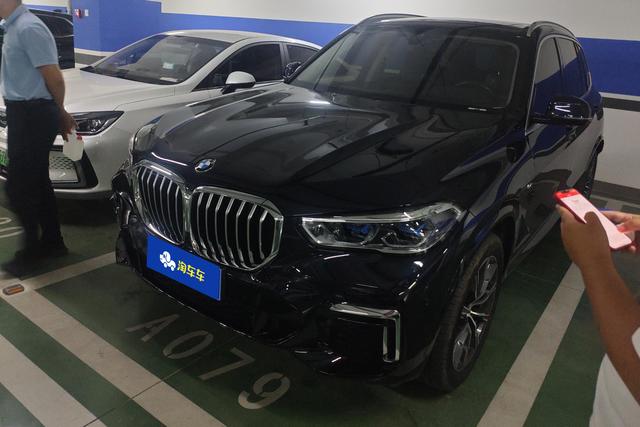 BMW X5 2022 года выпуска