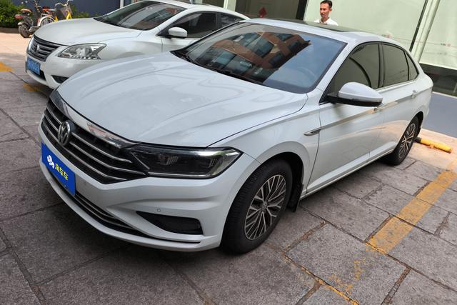 Volkswagen Jetta 2021 года выпуска