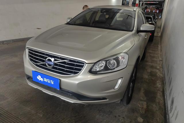 Volvo XC60 2017 года выпуска