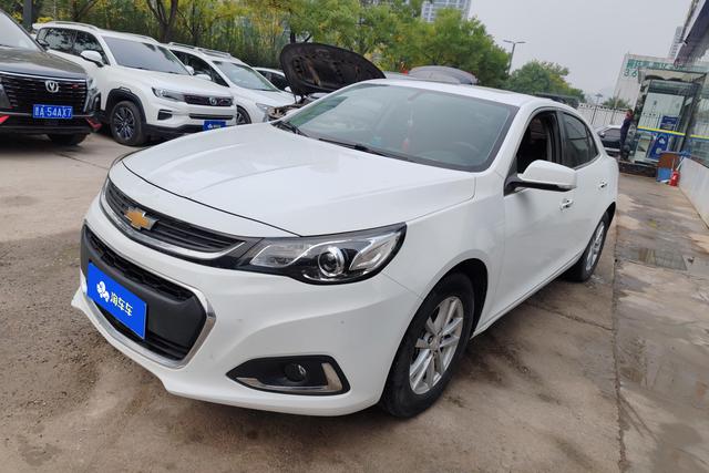Chevrolet Malibu 2018 года выпуска