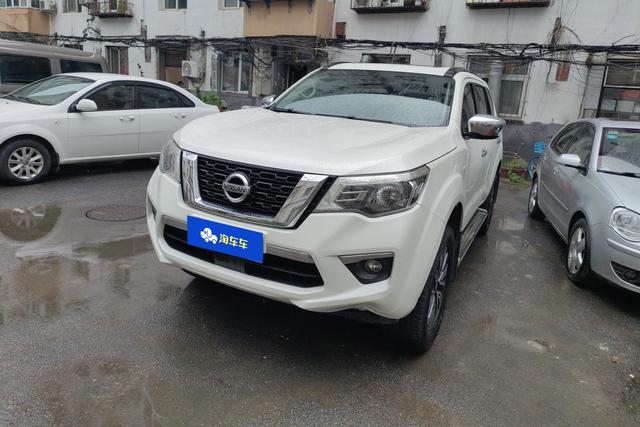 Nissan Terra 2018 года выпуска