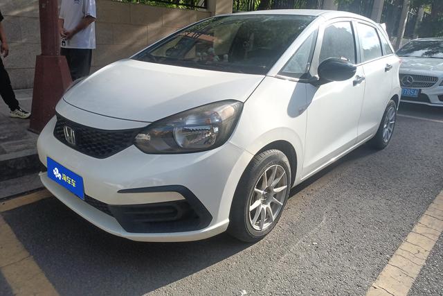 Honda Fit 2021 года выпуска