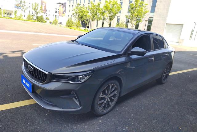 Geely Emgrand GT 2022 года выпуска