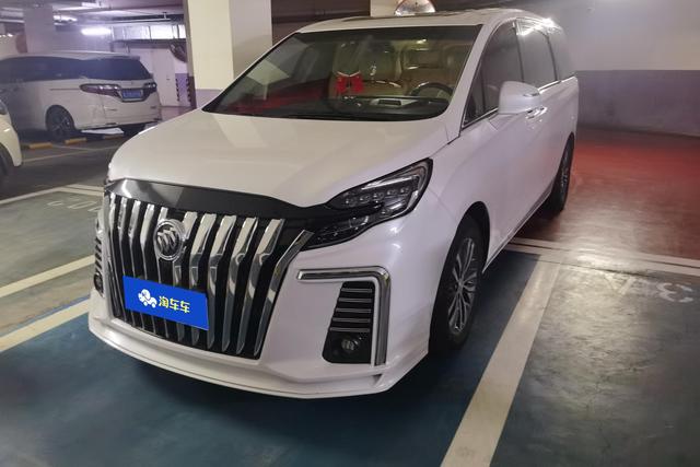 Buick GL8 2022 года выпуска