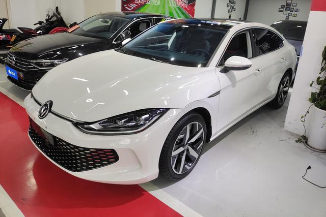 Volkswagen Arteon 2022 года выпуска