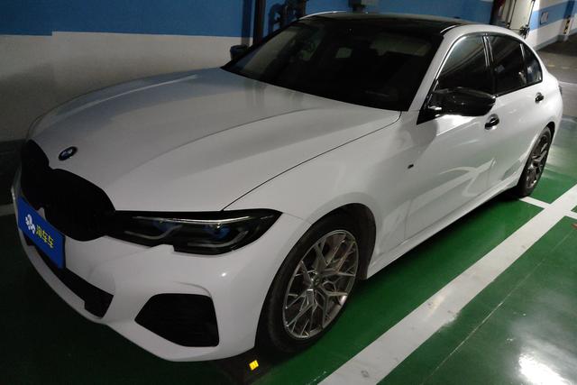 BMW 3er 2020 года выпуска