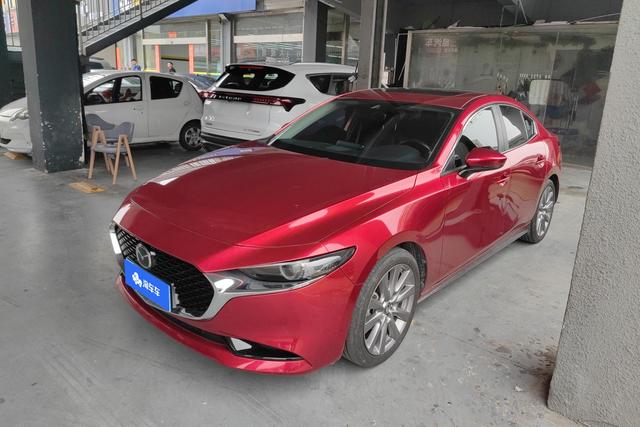 Mazda 3 2022 года выпуска