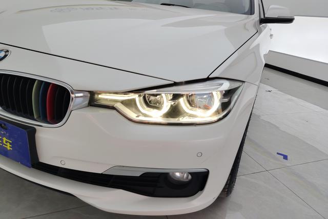 BMW 3 Series 2017 — фото 5
