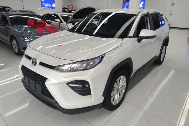 Toyota RAV 4 2022 года выпуска