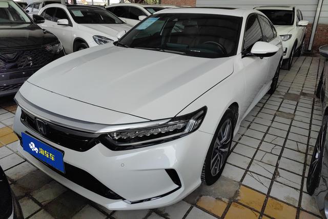 Honda Inspire 2022 года выпуска