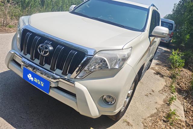 Toyota Land Cruiser Prado 2016 года выпуска