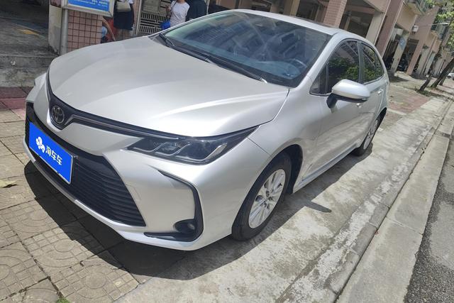 Toyota Corolla Cross 2021 года выпуска