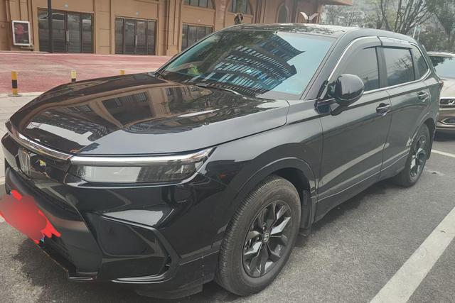 Honda CR-V 2023 года выпуска