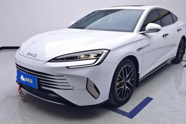 BYD Seal 2024 года выпуска