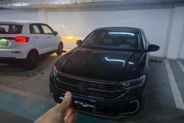 Volkswagen Jetta 2024 года выпуска