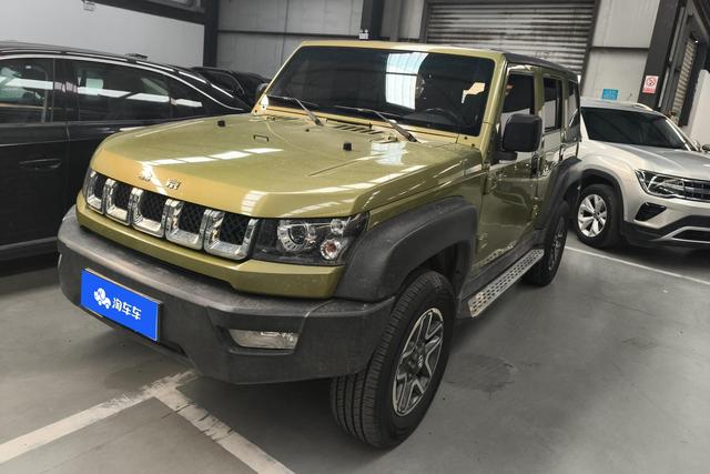 BAIC Beijing BJ40 2016 года выпуска