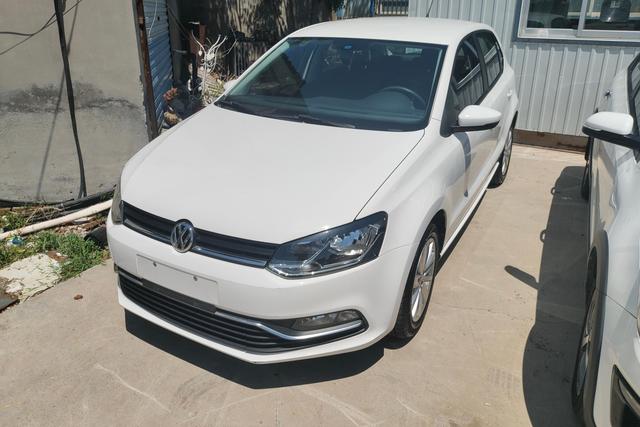 Volkswagen Polo 2016 года выпуска