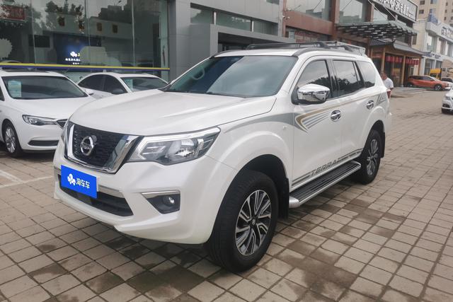 Nissan Terra 2018 года выпуска