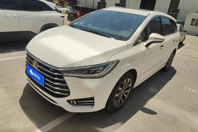 BYD Song Max 2019 года выпуска