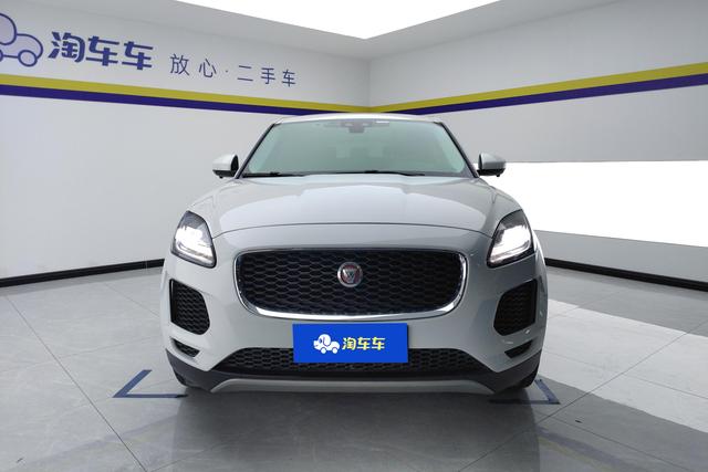 Jaguar E-PACE 2018 — фото 2
