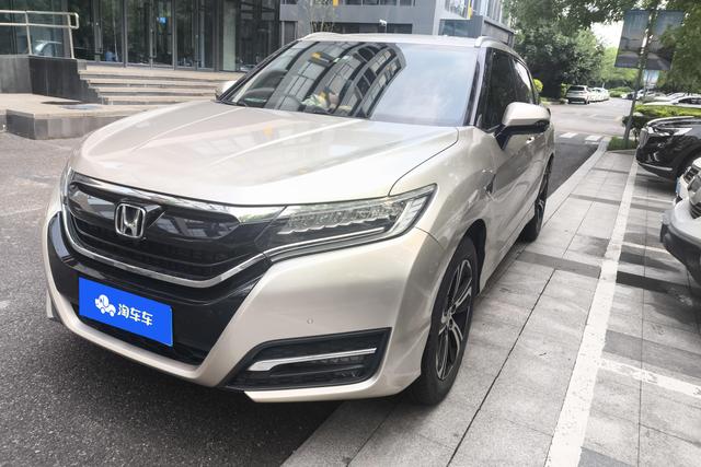Honda Avancier 2017 года выпуска