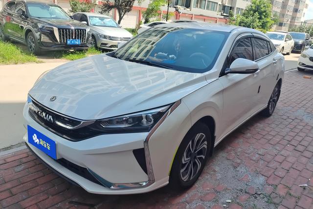 Aeolus Yixuan GS 2021 года выпуска