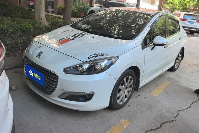 Peugeot 308 2014 года выпуска