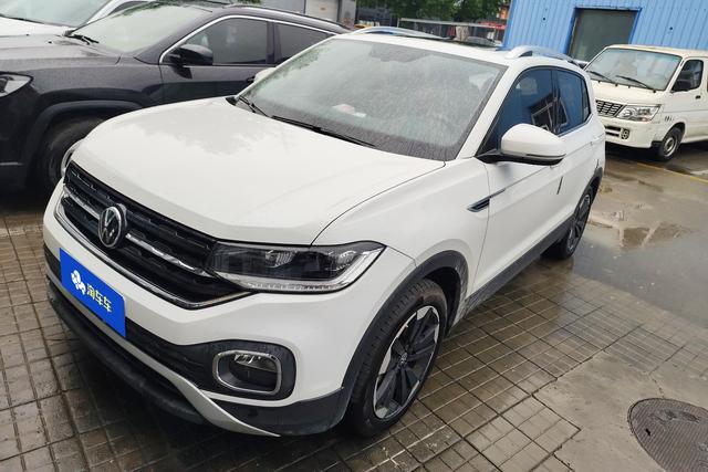 Volkswagen T-Cross 2020 года выпуска