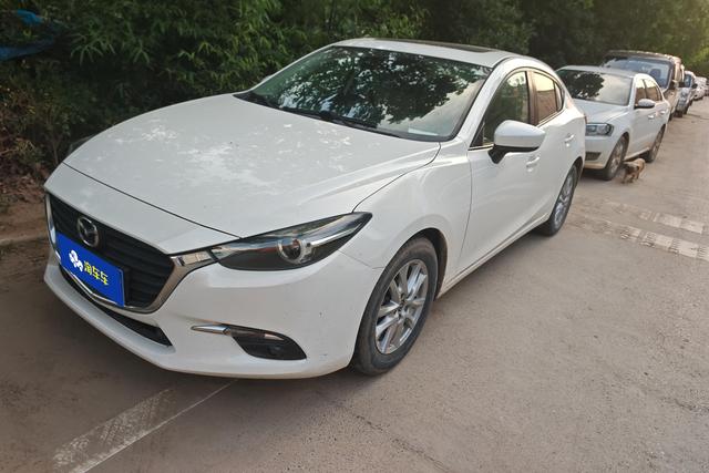 Mazda 3 2017 года выпуска