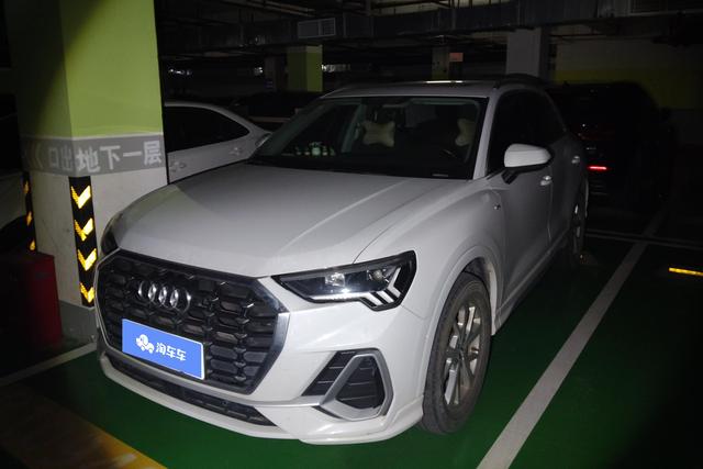 Audi Q3 2019 года выпуска