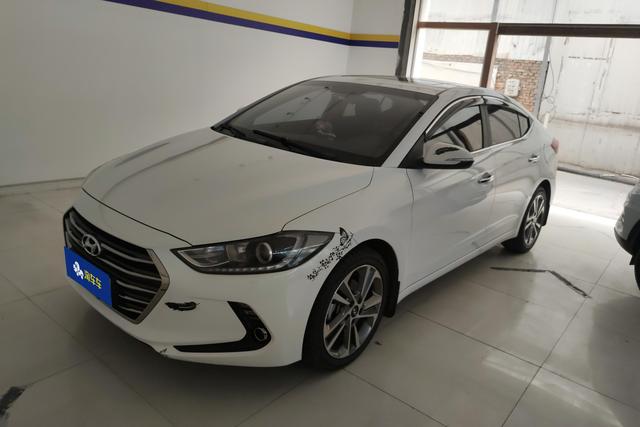Hyundai Elantra 2016 года выпуска