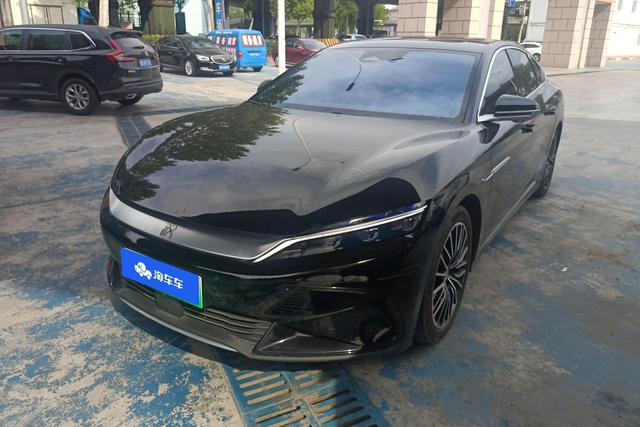 BYD Han 2024 года выпуска