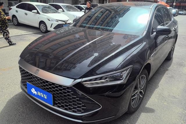 BYD Qin 2024 года выпуска