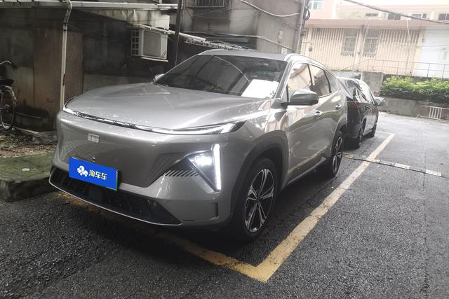 Geely Galaxy L7 2024 года выпуска