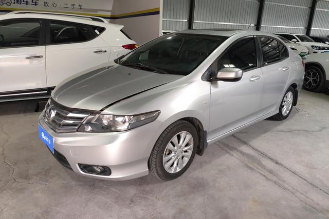 Honda City 2012 года выпуска