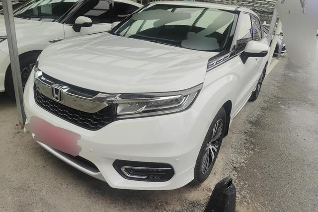Honda Avancier 2017 года выпуска