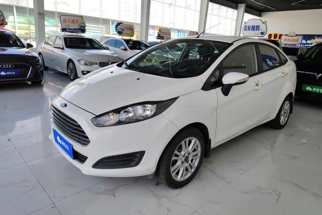 Ford Fiesta 2013 года выпуска