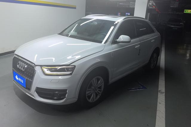 Audi Q3 2015 года выпуска