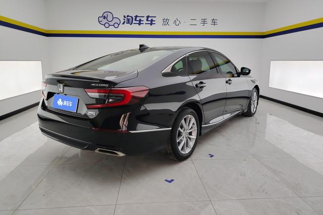 Honda Accord 2022 — фото 3