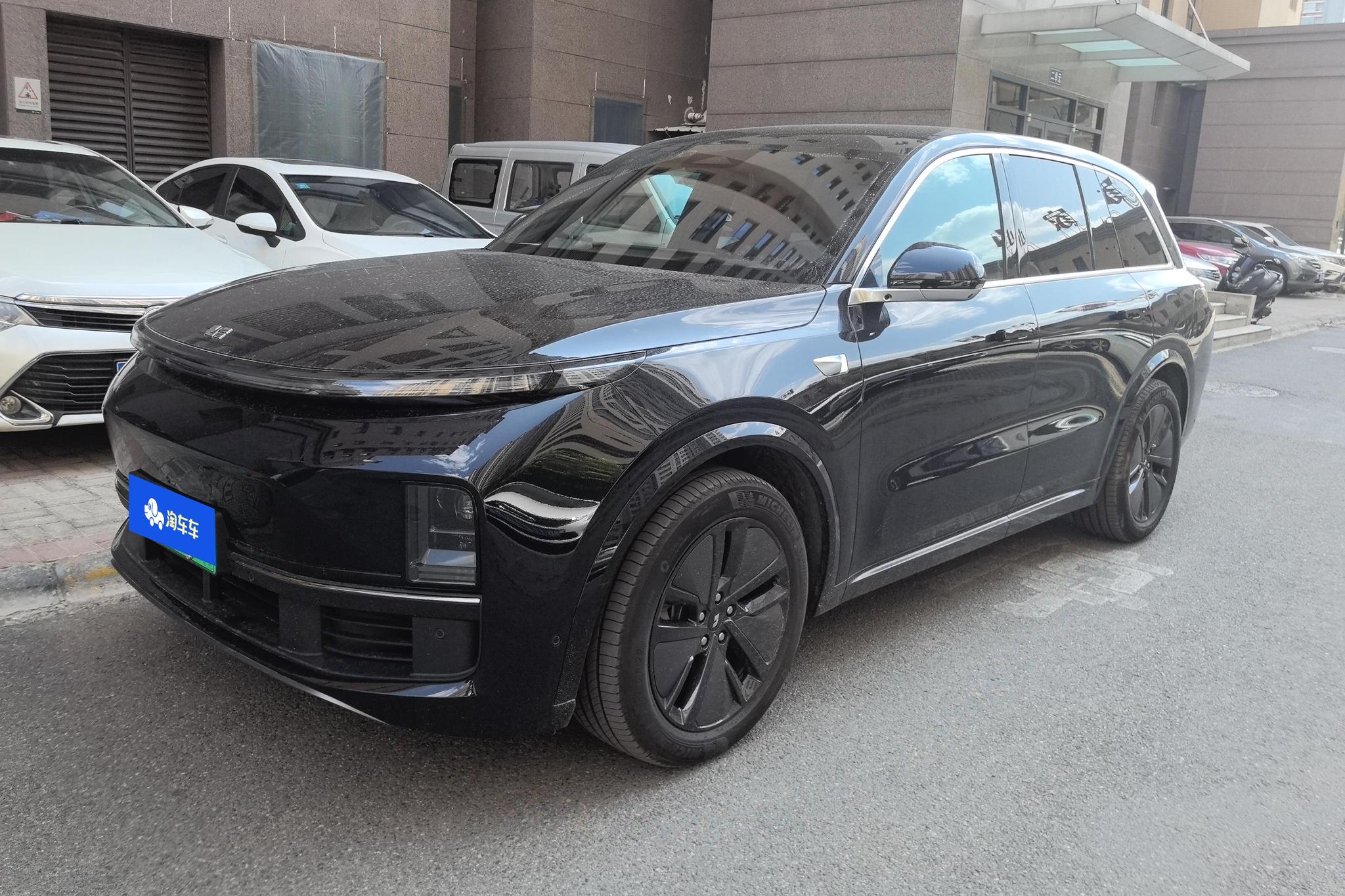 Li Auto L8