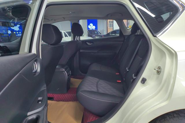 Nissan TIIDA 2022 Белый из Китая, фото 3