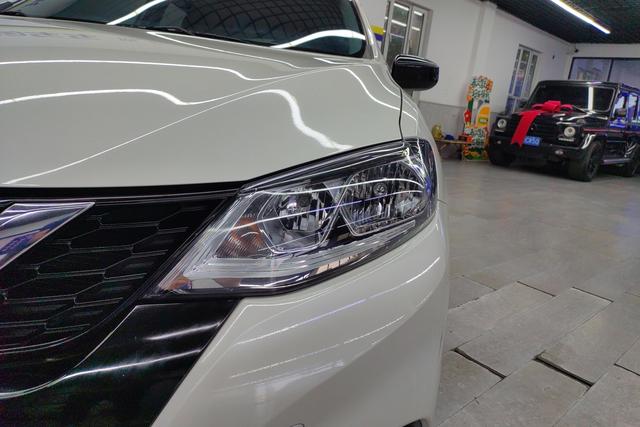 Nissan TIIDA id 3840923 из Китая 15