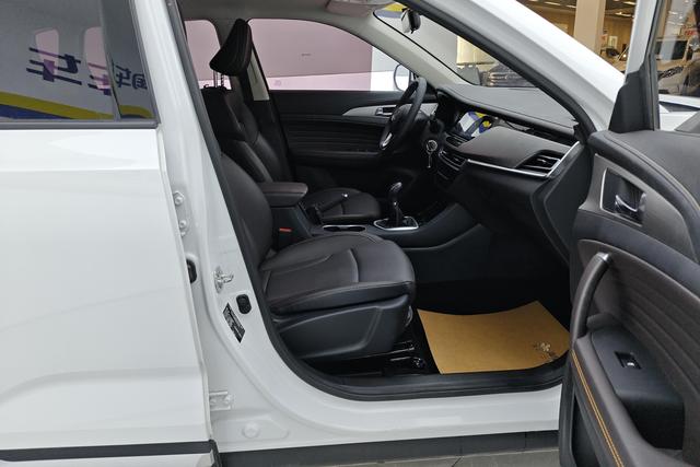 CHANGAN CS35 PLUS 2019 — фото 15