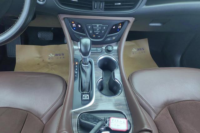 Buick Envision 2017 — фото 14