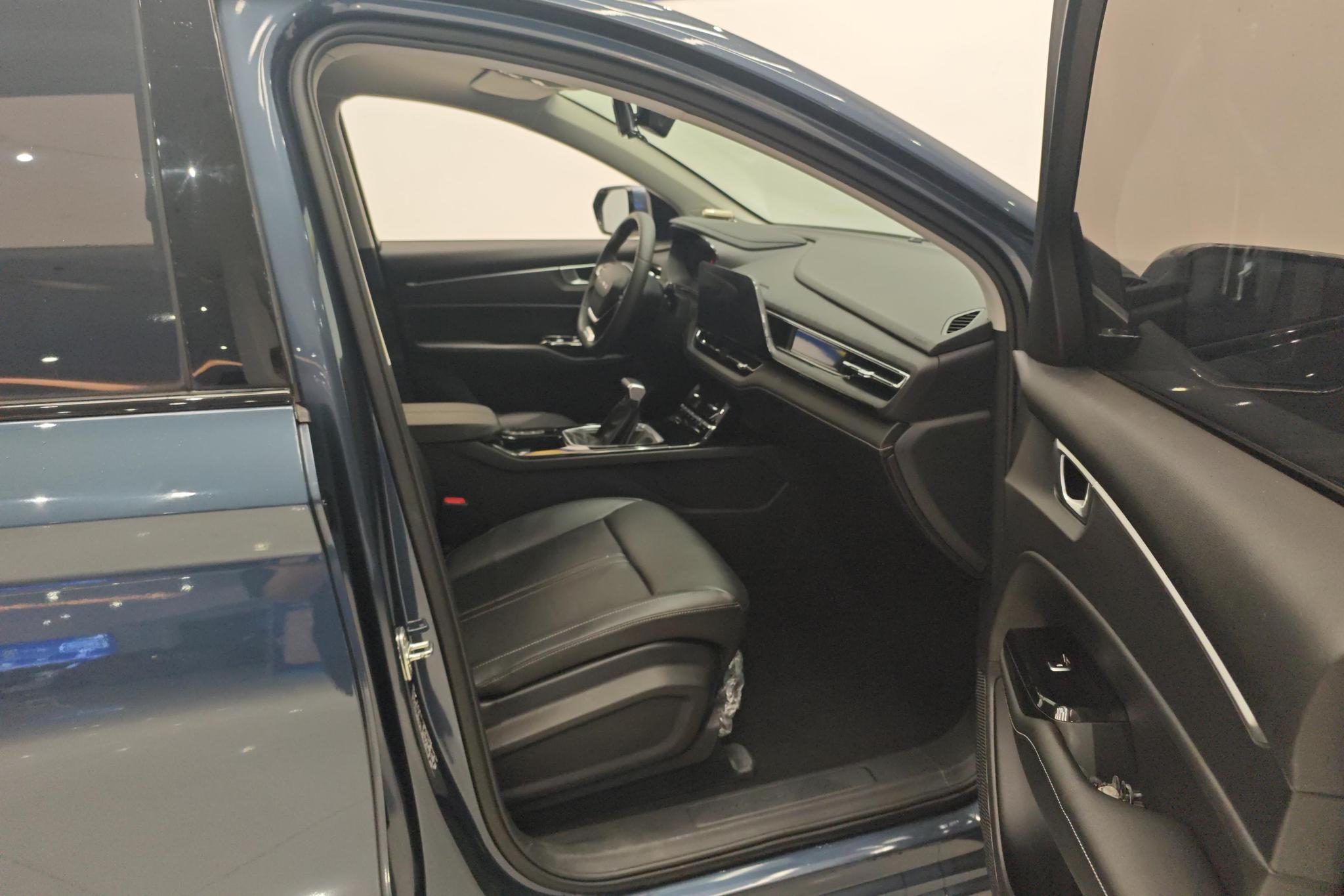 Wuling Victory 2020 1.5T CVT Luxury